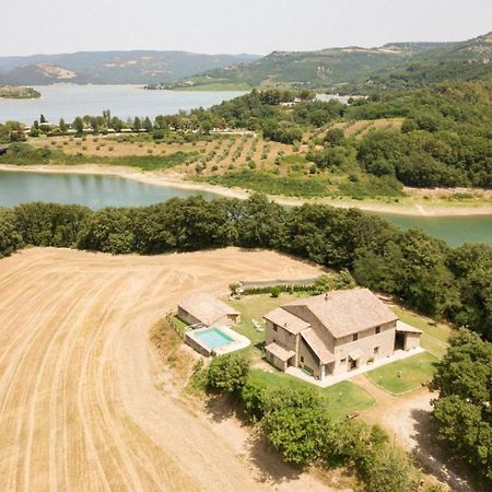 Casale Al Lago Con Piscina E Sauna Corbara  Dış mekan fotoğraf