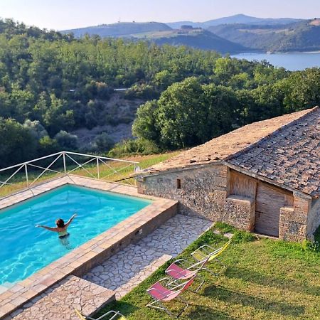 Casale Al Lago Con Piscina E Sauna Corbara  Dış mekan fotoğraf