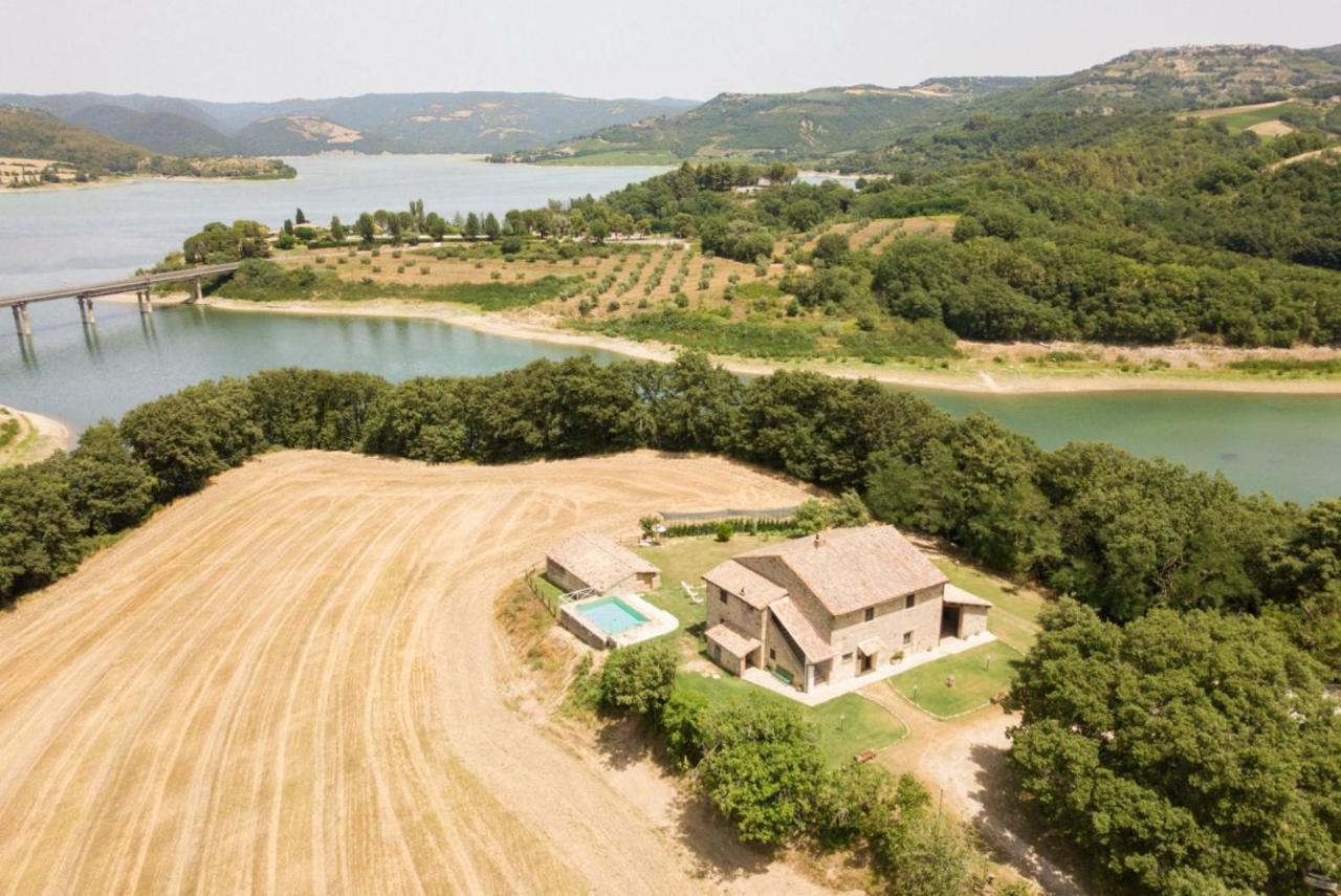 Casale Al Lago Con Piscina E Sauna Corbara  Dış mekan fotoğraf